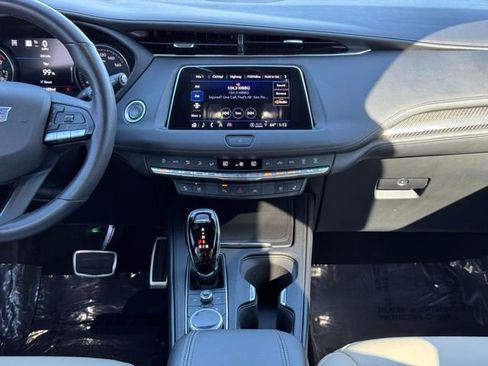 Certified 2023 Cadillac XT4 Sport image 29