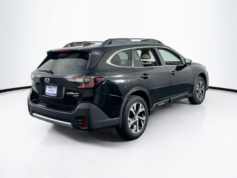 Used 2022 Subaru Outback Limited XT AWD/4WD image 5