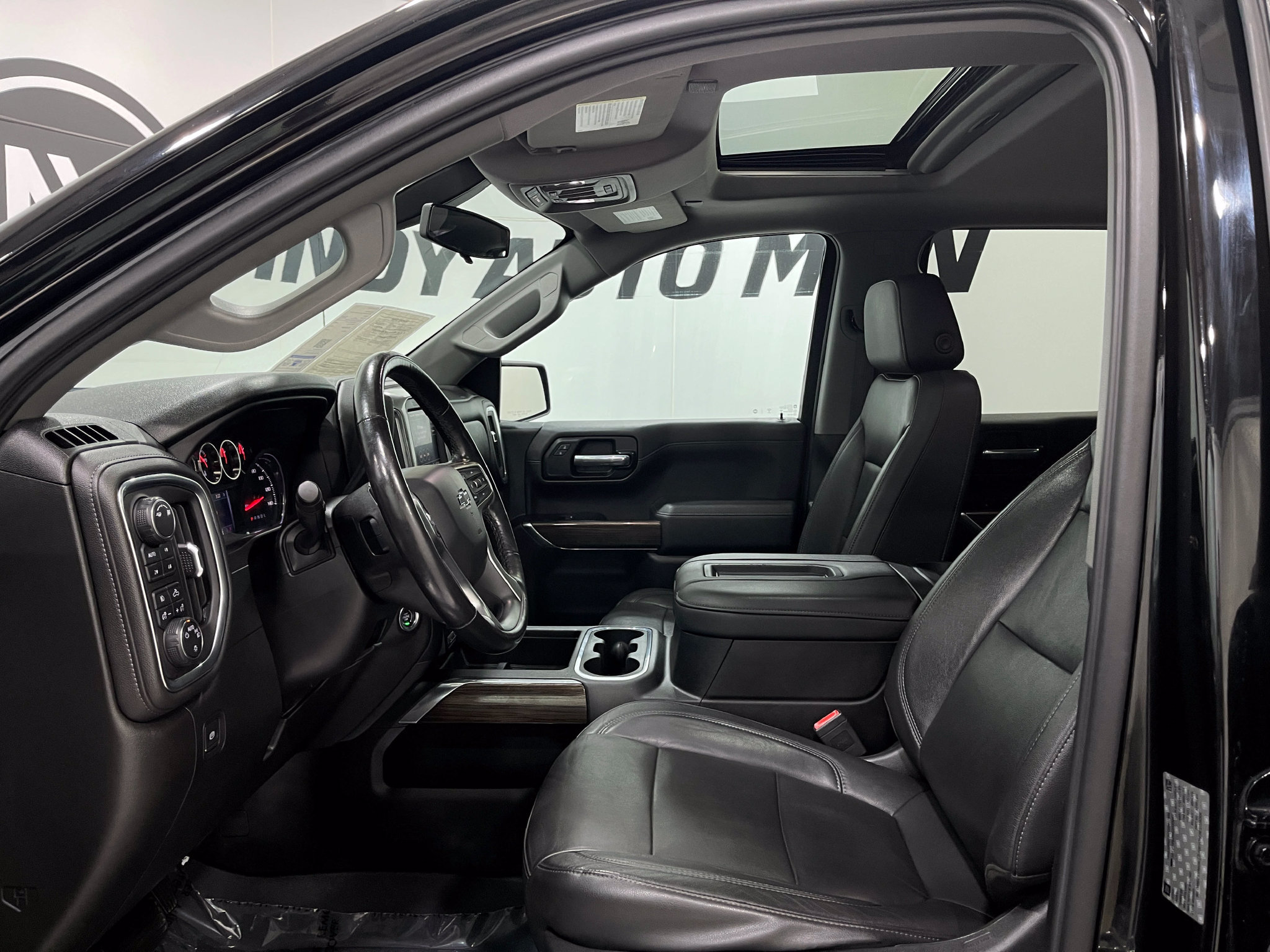 Used 2019 Chevrolet Silverado 1500 LT Trail Boss AWD/4WD image 12