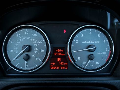 Used 2013 BMW 335is Convertible image 26