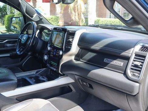 Used 2019 RAM 1500 Laramie AWD/4WD image 52