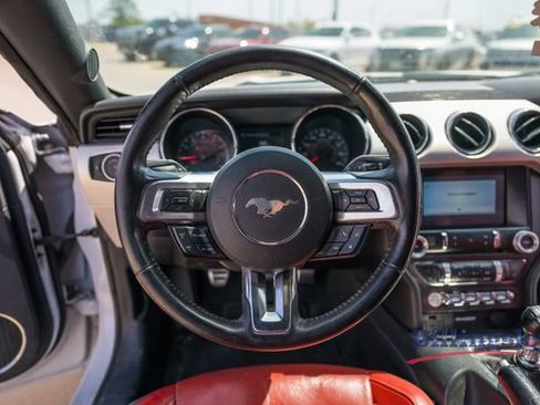 Used 2016 Ford Mustang GT Premium image 12