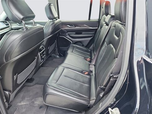 Used 2023 Jeep Grand Cherokee 4WD 4xe image 37