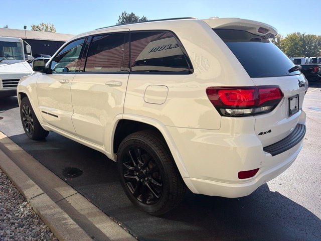 Certified 2021 Jeep Grand Cherokee Laredo X AWD/4WD image 16