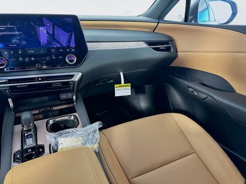 Used 2024 Lexus RX 350 Premium image 24