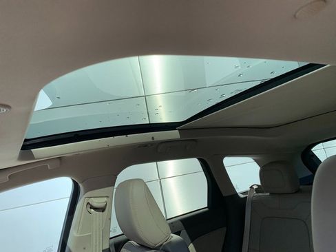 Certified 2024 Lincoln Corsair Reserve w/ Equipment Group 201A image 24