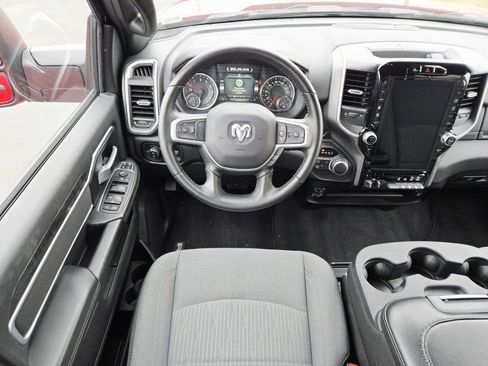 Used 2024 RAM 2500 Big Horn w/ Safety Group image 11