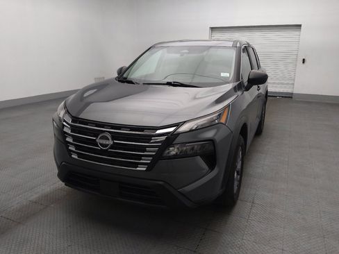 Used 2024 Nissan Rogue S image 15