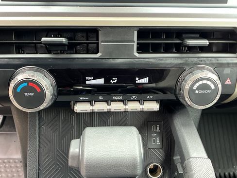 Used 2025 Toyota Tacoma SR5 image 17