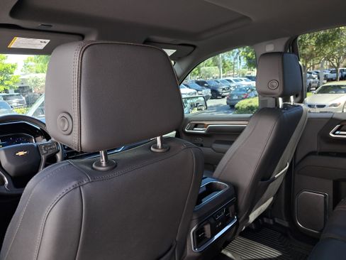 Certified 2024 Chevrolet Silverado 1500 High Country image 13