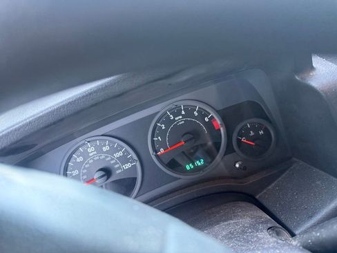 Used 2008 Jeep Compass Sport image 12