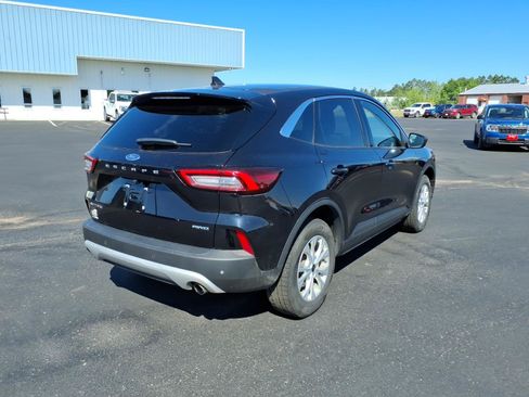 Used 2024 Ford Escape Active w/ Tech Pack #1 AWD/4WD image 6