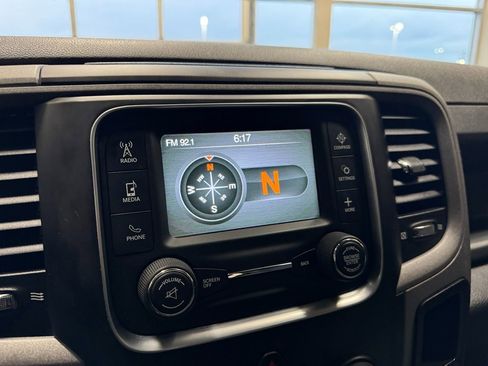 Used 2015 RAM 1500 Express image 25