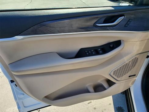 Used 2023 Jeep Grand Cherokee 4xe image 18