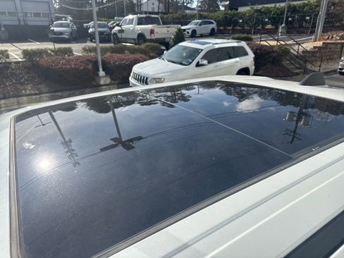 Used 2020 RAM 1500 Limited image 12