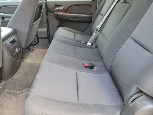 Used 2013 Chevrolet Suburban LS AWD/4WD image 13