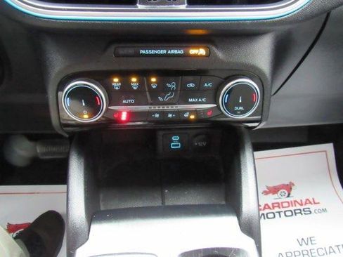 Used 2022 Ford Escape SE w/ Convenience Package AWD/4WD image 21