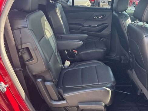 Used 2019 Chevrolet Traverse RS w/ LPO, Floor Liner Package AWD/4WD image 32