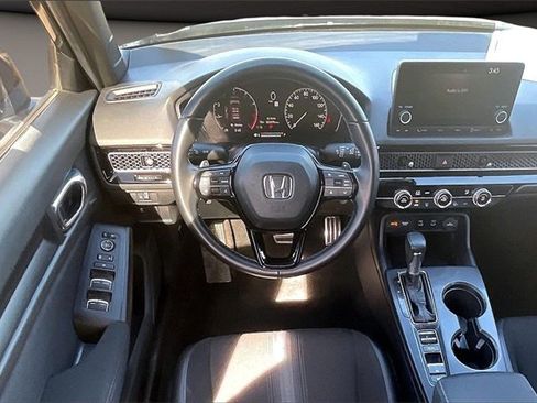 Used 2025 Honda Civic Sport image 5