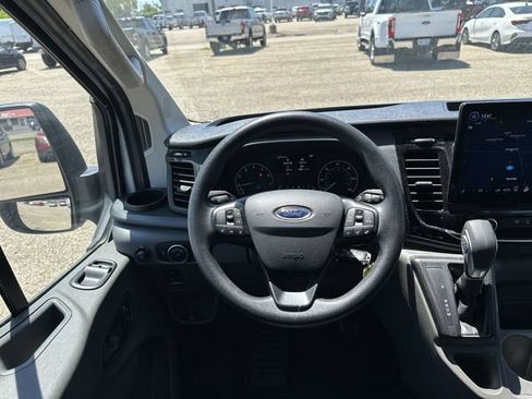 Used 2023 Ford Transit 350 XLT RWD image 13