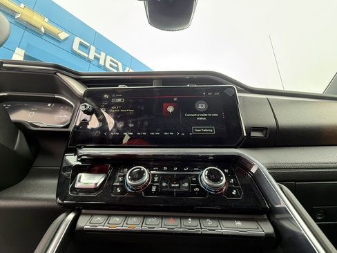 Used 2024 GMC Sierra 1500 Denali w/ Denali Reserve Package image 24