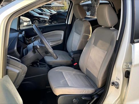 Used 2021 Ford EcoSport S image 8
