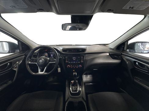 Used 2021 Nissan Rogue Sport S image 16