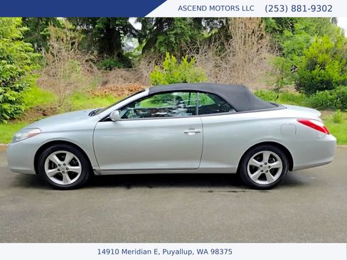 Used 2007 Toyota Solara SLE FWD image 2