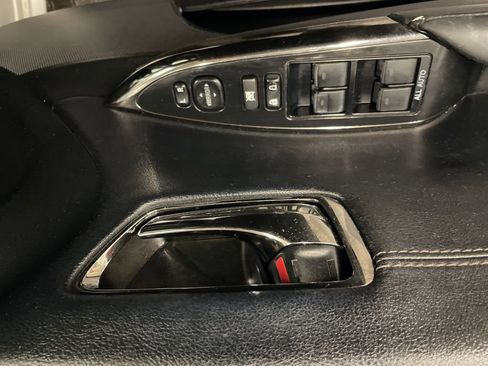 Used 2014 Toyota Avalon XLE image 15