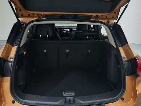 Used 2024 Buick Encore GX Preferred FWD image 25
