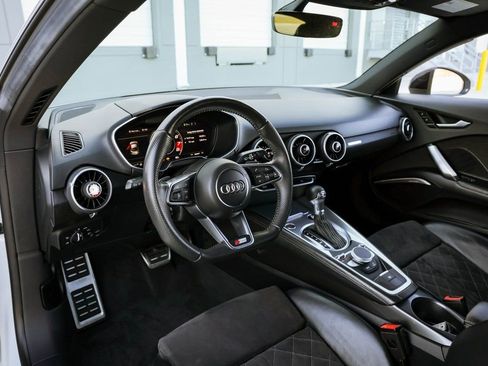 Used 2018 Audi TT 2.0T w/ Technology Package AWD/4WD image 16