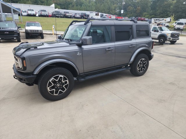 Used 2022 Ford Bronco Outer Banks AWD/4WD image 7