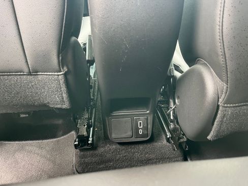 Used 2025 Buick Encore GX Preferred FWD image 22