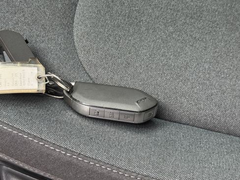 Used 2025 Kia K4 FWD image 21