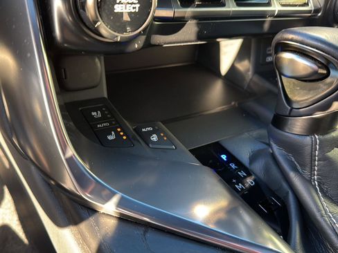 Used 2023 Lexus LX 600 4WD w/ Luxury Package image 26