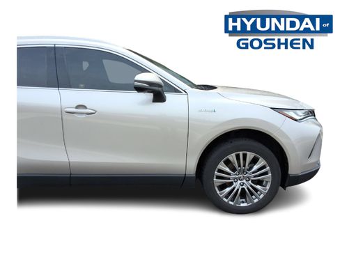 Used 2021 Toyota Venza Limited w/ Advanced Technology Package AWD/4WD image 10