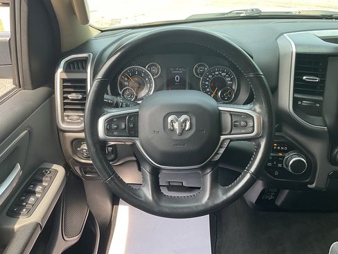 Used 2019 RAM 1500 Big Horn AWD/4WD image 11