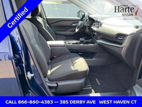 Certified 2025 Nissan Rogue SV AWD/4WD image 22