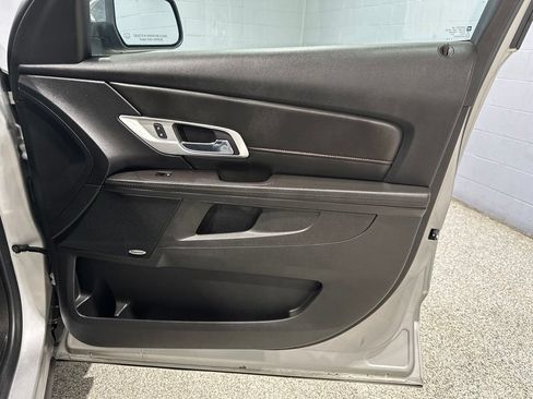 Used 2017 GMC Terrain SLE w/ Convenience Package AWD/4WD image 19