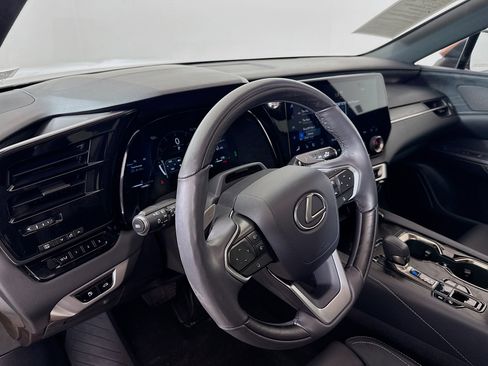 Certified 2025 Lexus RX 350 AWD w/ Convenience Package image 9