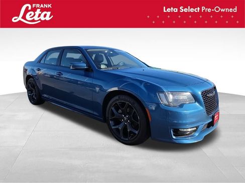 Used 2022 Chrysler 300 Touring L image 13
