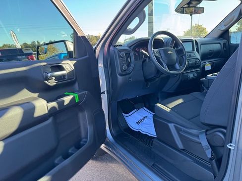 New 2026 Chevrolet Silverado 1500 W/T w/ WT Value Package AWD/4WD image 9