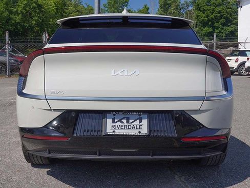 Used 2024 Kia EV6 Wind w/ Wind Technology Package RWD image 11