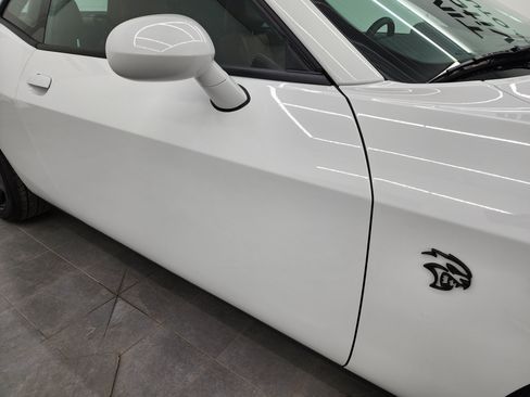 Used 2019 Dodge Challenger SRT Hellcat Redeye RWD image 25