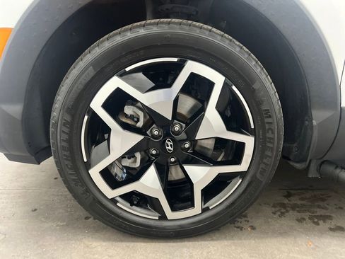 Used 2022 Hyundai Santa Cruz Limited image 31