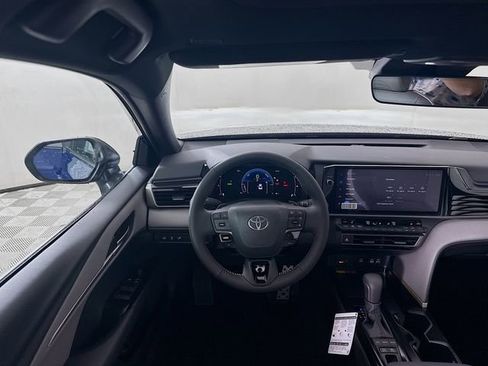 New 2026 Toyota Camry SE FWD image 22