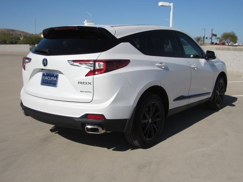 New 2025 Acura RDX SH-AWD image 5