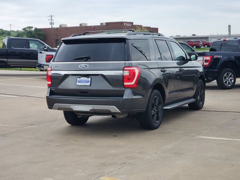 Used 2021 Ford Expedition XLT AWD/4WD image 7