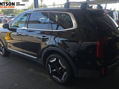 Used 2025 Kia Telluride S AWD/4WD image 8