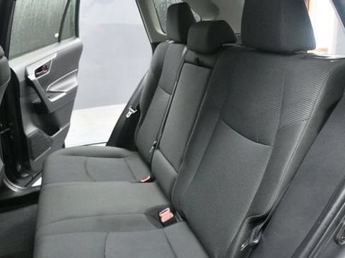 Used 2021 Toyota RAV4 LE w/ Carpet Mat Package (TMS) AWD/4WD image 20